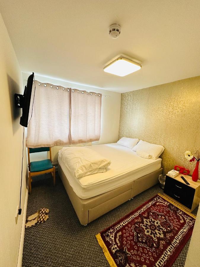 Unique Private Rooms Bolton Extérieur photo