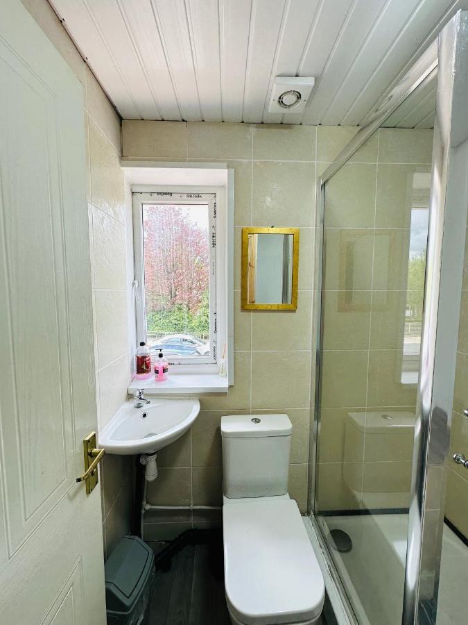 Unique Private Rooms Bolton Extérieur photo