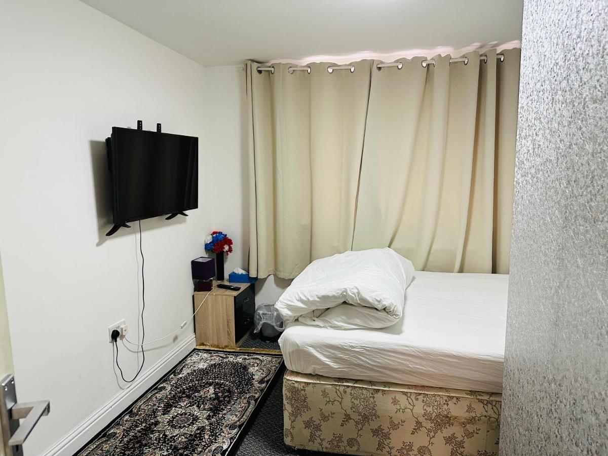 Unique Private Rooms Bolton Extérieur photo