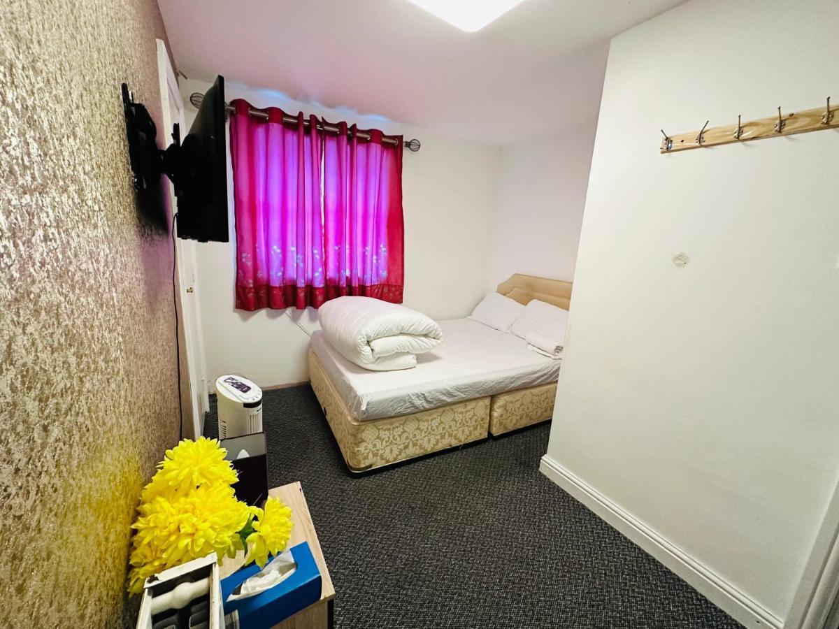 Unique Private Rooms Bolton Extérieur photo