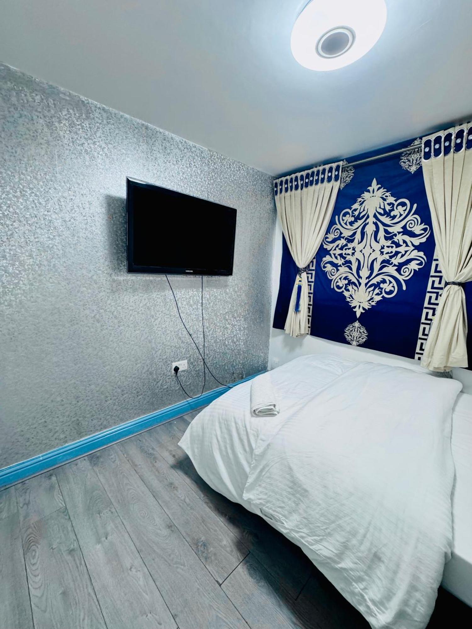 Unique Private Rooms Bolton Extérieur photo