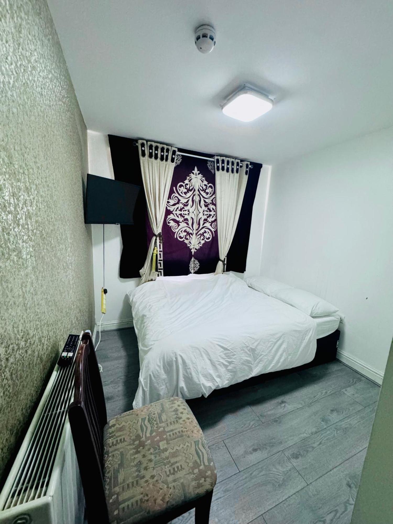 Unique Private Rooms Bolton Extérieur photo